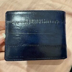 NWOT Brahmin Midnight Blue Leather Bifold Wallet